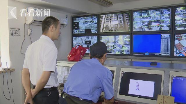 警方根据视频监控查找小偷